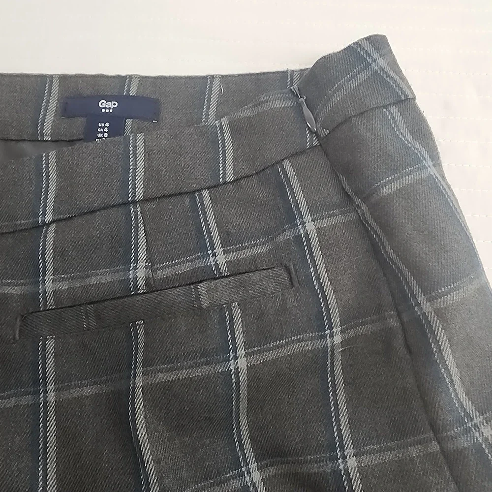 Gap Plaid‎ Mini Skirt Women's Size 4 Gray Blue Career Casual School